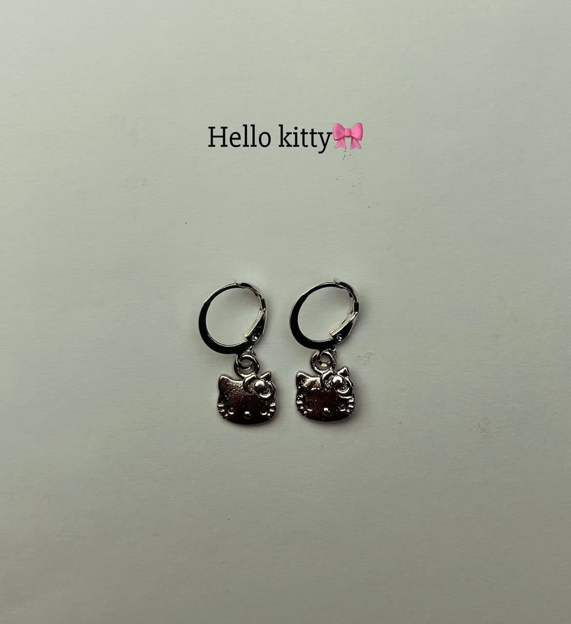 Hello kitty earrings